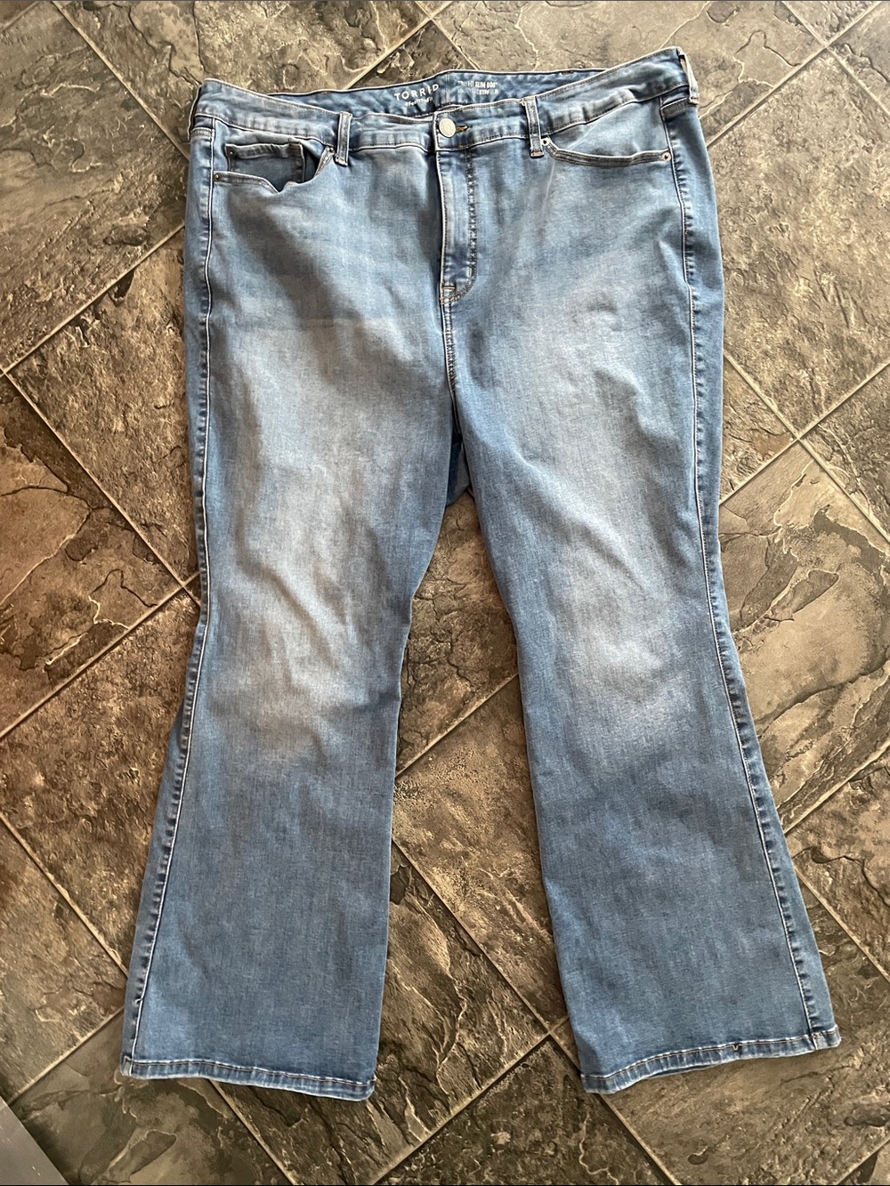 TORRID ‘Slim Boot’ Stretch TruFit Jeans Urban Coastal Cowgirl Cottagecore